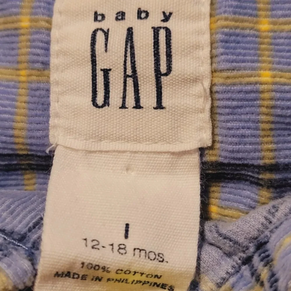 Baby Gap Boys Shirt Size: 12-18 Months Button Up